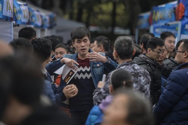 
这个大学专业被“捧上天”，分数居高不下，但就业远没想象中好！


