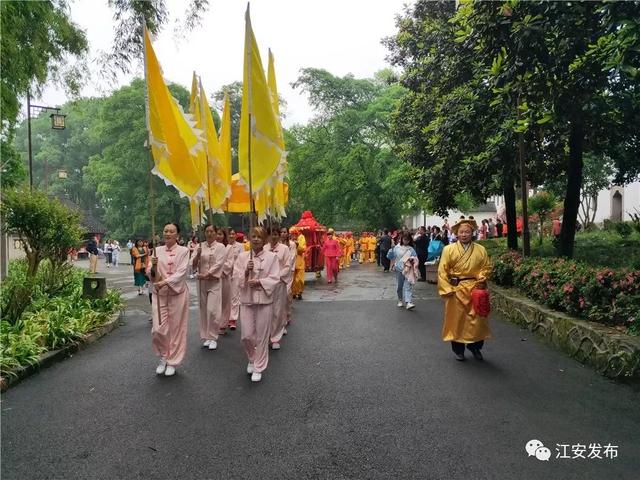 江安夕佳山镇这场"婚礼"热闹了!