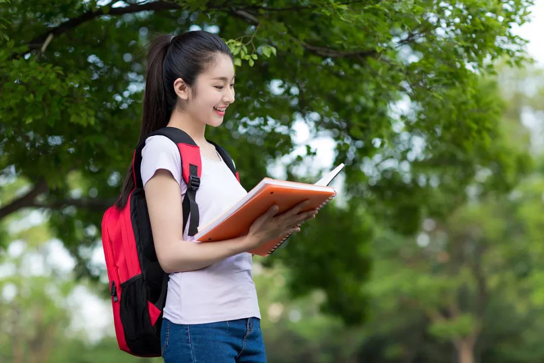 
大学男、女最难脱单专业排行榜Top10出炉，看看有你的没？


