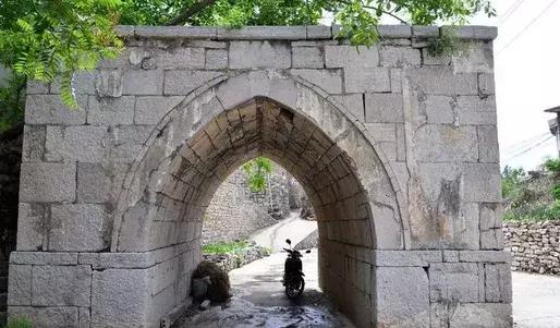 走进济南章丘水龙洞 游山水美景 看古村新貌！