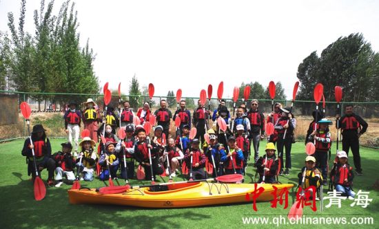 
青海中小学生“研学旅行”在实践中探寻真知


