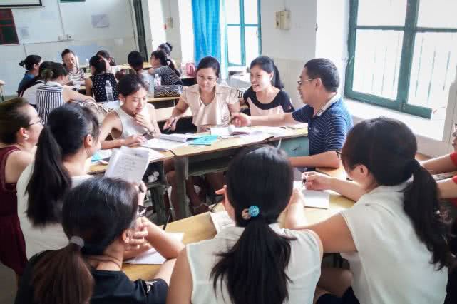 
原创
利好消息！教师教龄津贴10元标准能否提高？教育部：努力争取


