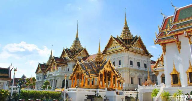 传承力量?权力 | 泰国王室（上）：参差前世听佛音