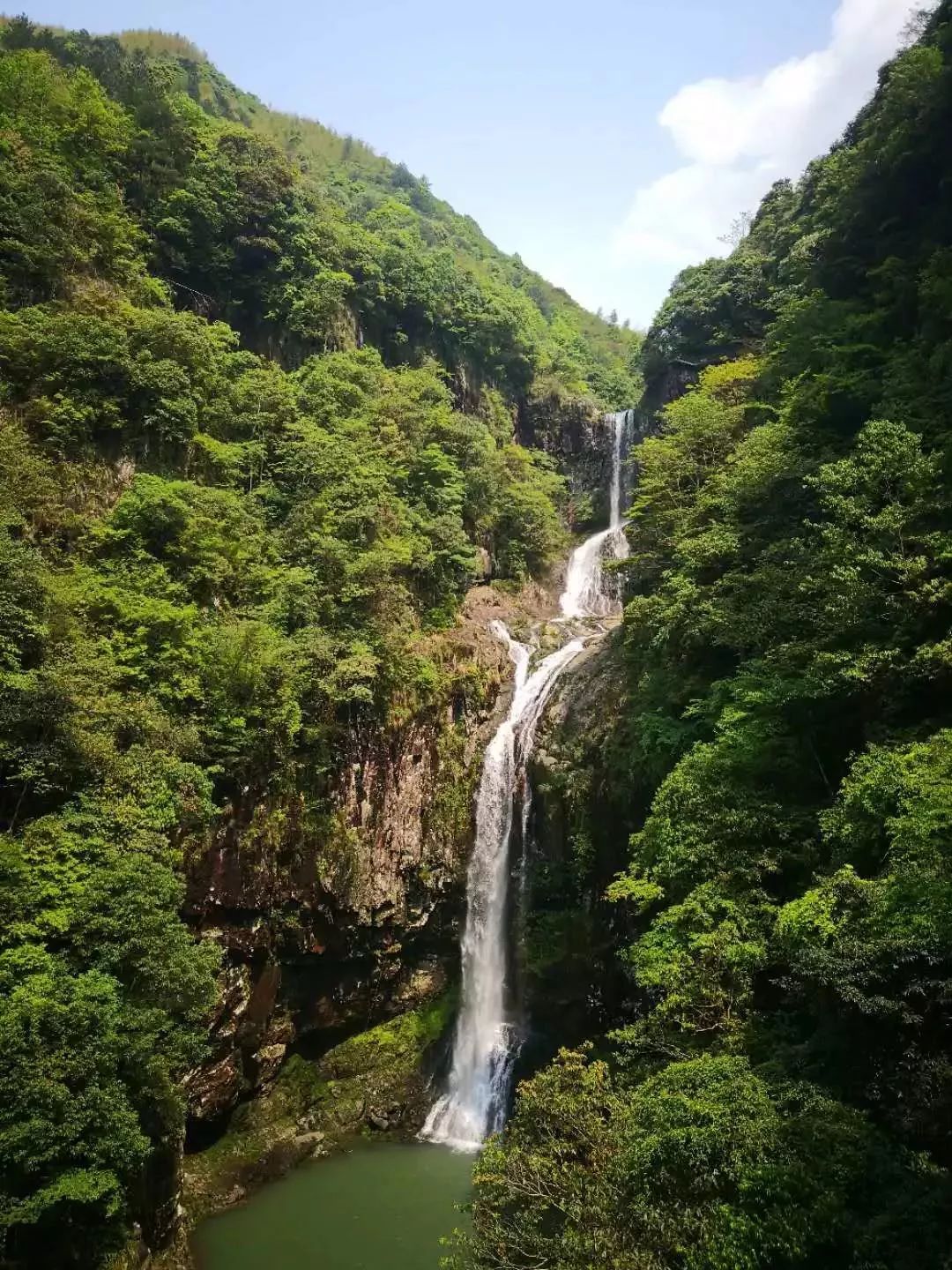 南浦溪,一个集 玻璃栈道,网红喊泉,刺激一线天,