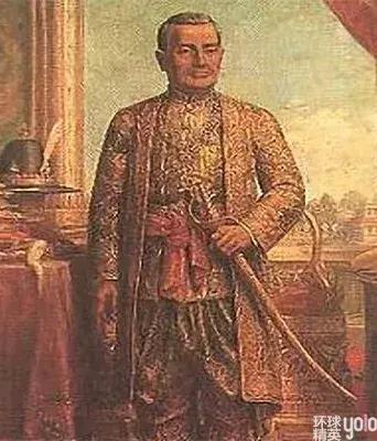 传承力量?权力 | 泰国王室（上）：参差前世听佛音