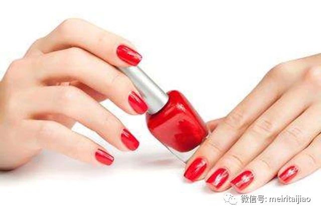                     四维能看到胎记吗？医生的解答出乎意料，如何预防胎儿长胎记？