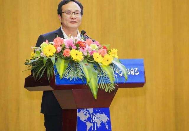 詹敏书记詹敏说，滨江要持续成为“人才离成功最近的地方、成就梦想的地