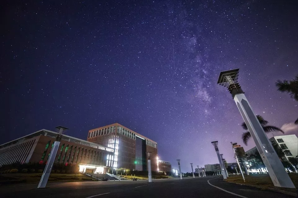盘点广东网红大学!下一个校园网红就是你!
盘点广东网红大学!下一个校园网红就是你!