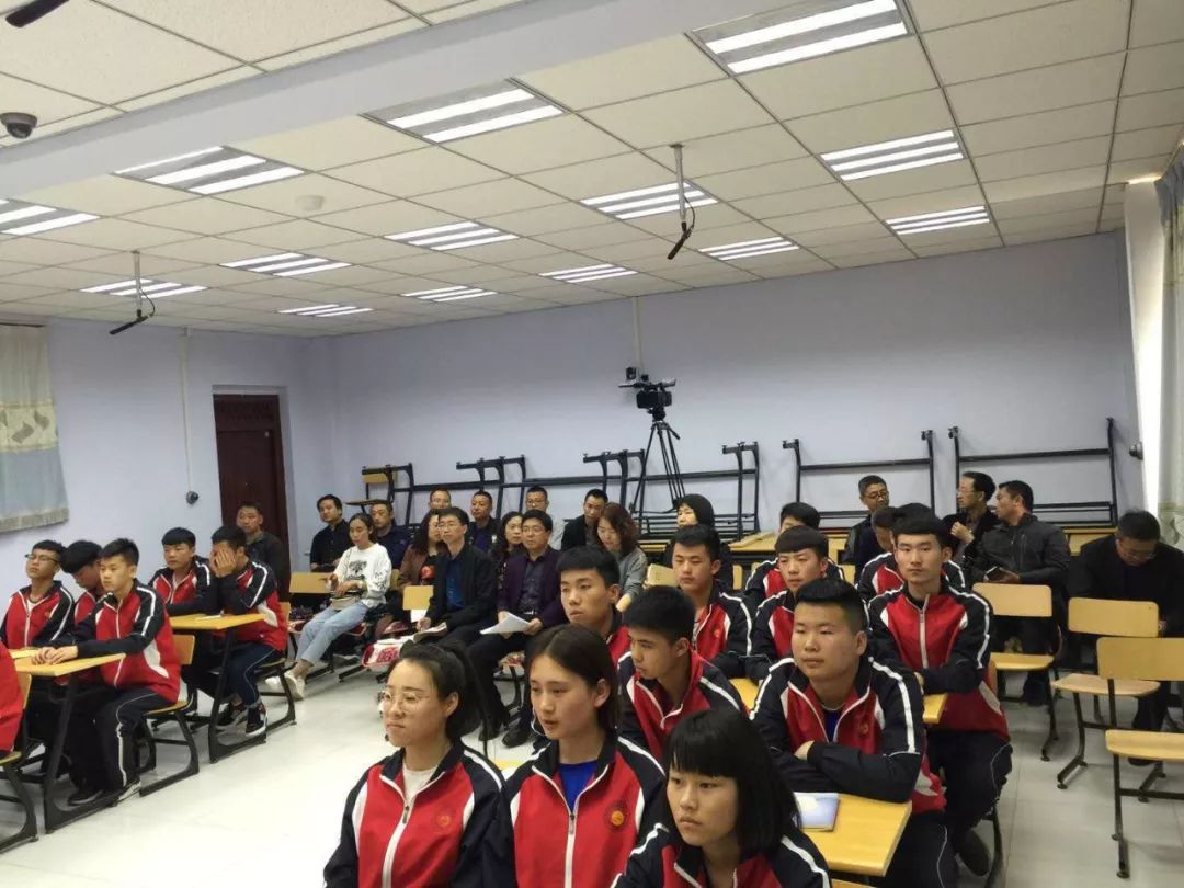 阳原职教中心 举行2019年度教师教育教学能力比赛