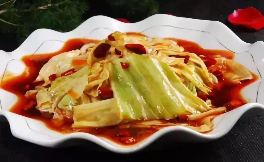 手撕包菜的家常做法步骤图解 1289416b8aa547a8a0bba2850b4a8135.jpeg