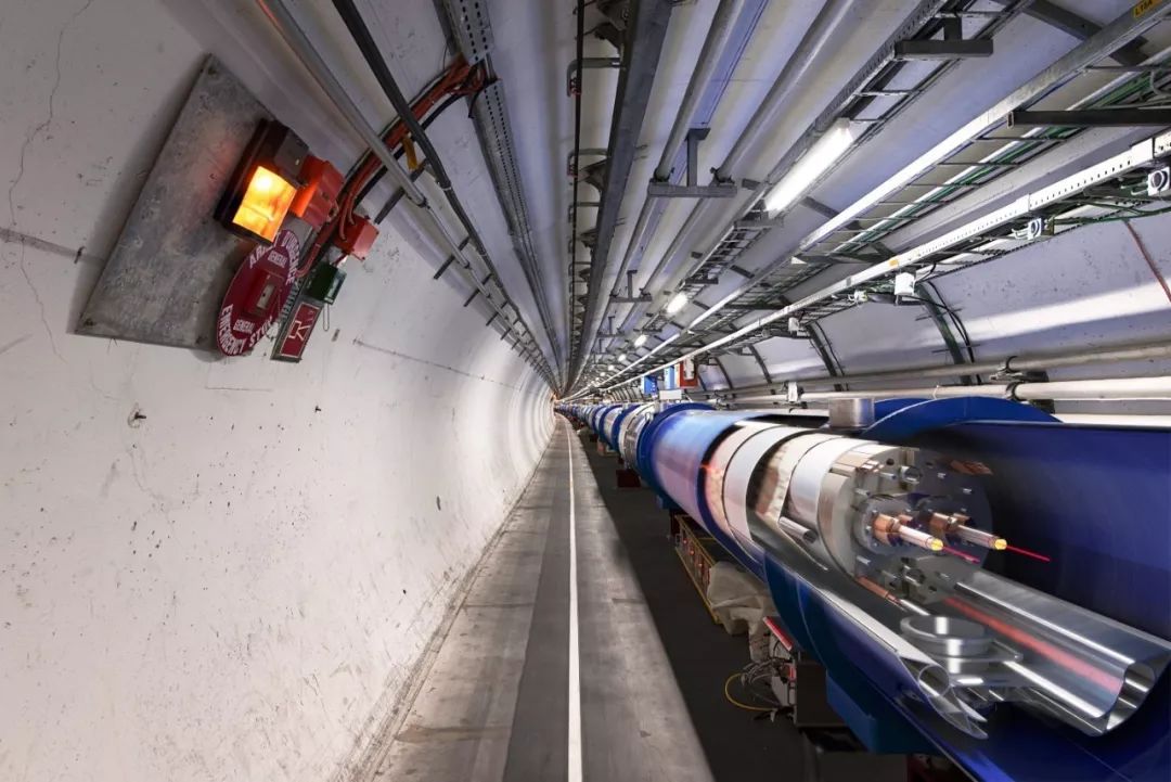 粒子对撞机的作用 15ec0dc3a7d146e490f84a5612e28b95.jpeg