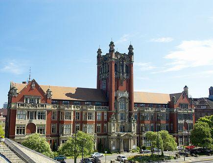 5,单项6 纽卡斯尔大学 学制:2年 学术要求:3年专科,均分75,相关专业