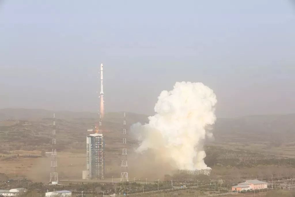 2019年经济大事记_油气大事记 三十三 赛场风云,点燃激情,选出你心中的足球之星(3)