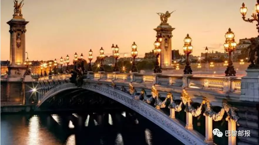 巴黎Léo：巴黎亚三桥，着实有情调_图1-3