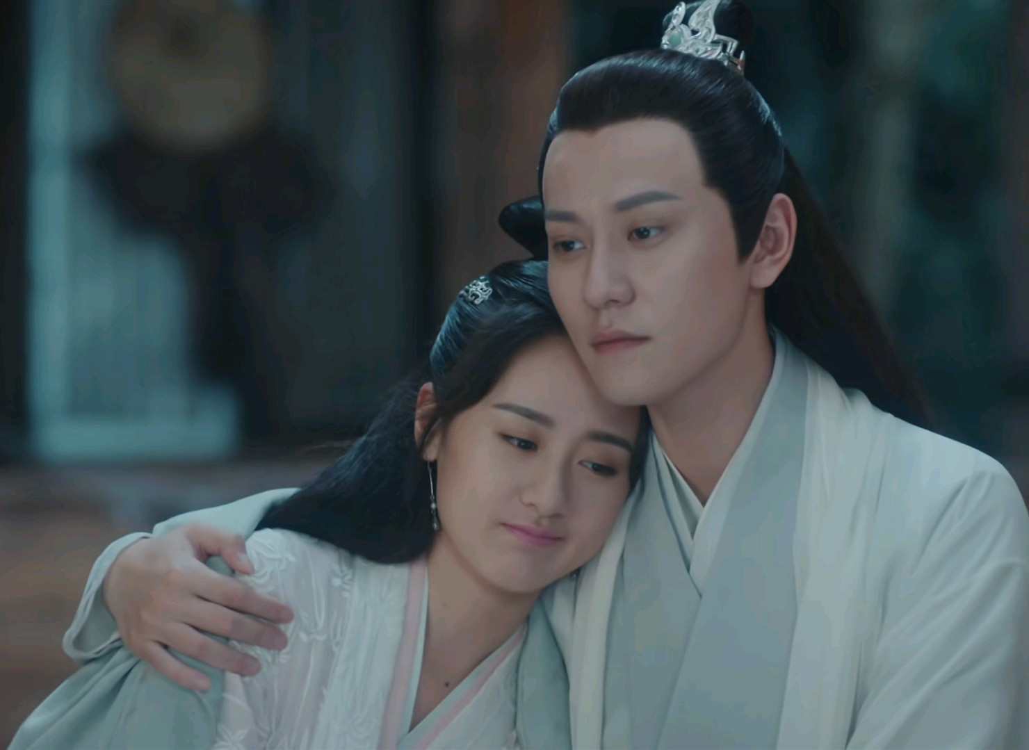 YY7752红肚兜高清图片