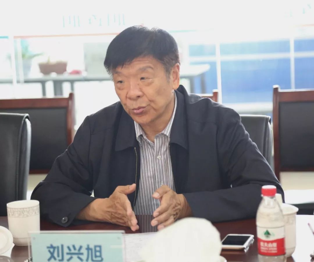 心连心集团董事长刘兴旭↑董事长刘兴旭表示,心连心公司做出"以肥为主