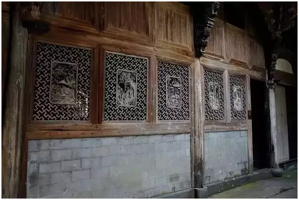 老房子的记忆，你都有哪些哭笑不得的趣事？