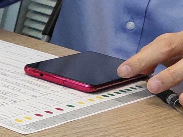 手机上怎么自己交罚款 40fbd7842c9f41078656cb23f2fea69f.jpeg