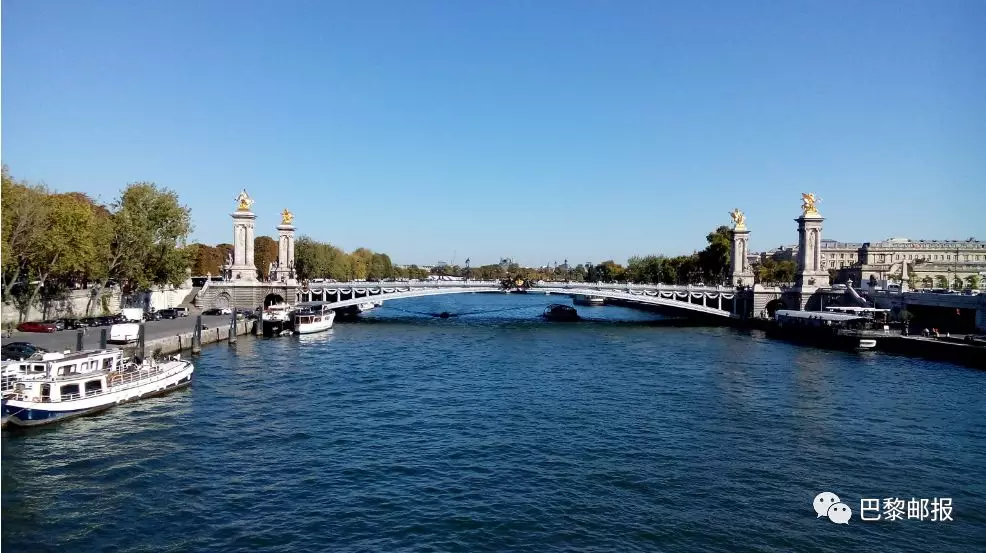 巴黎Léo：巴黎亚三桥，着实有情调_图1-2