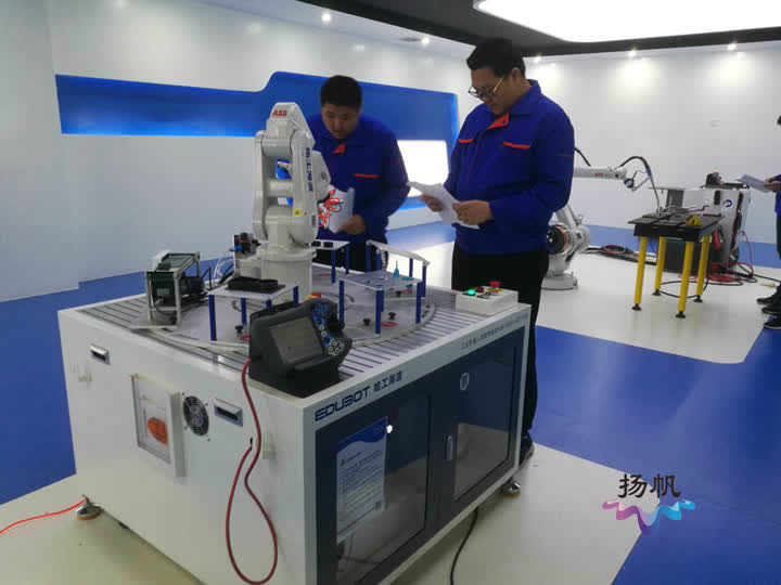 
2019职业教育活动周启动，将加强学历教育专业订单培养规模


