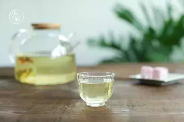 有没有好的祛湿茶 4b8accccff30485883f7b813fd96061c.jpeg