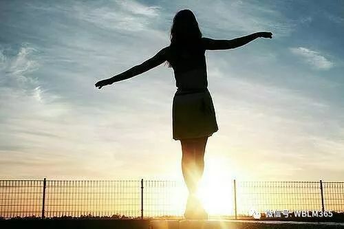 如何让自己更加上进 4b93f576dca04a14afa337485f962166.jpeg