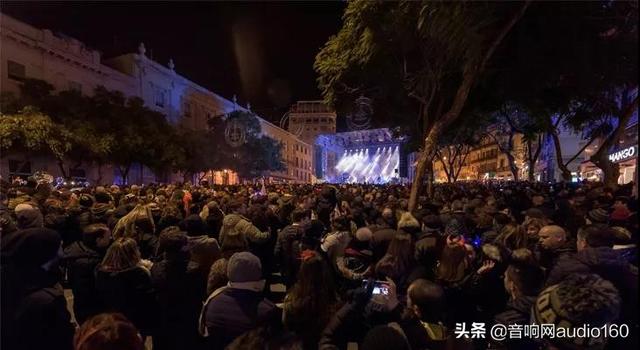 点击进入看图评论
