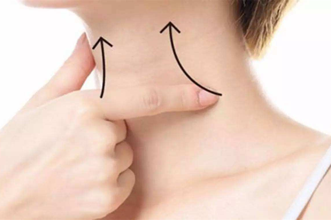 女生如何瘦胸最有效的方法 69b2afad40ae4b8b84f34ccffbdfb686.jpeg