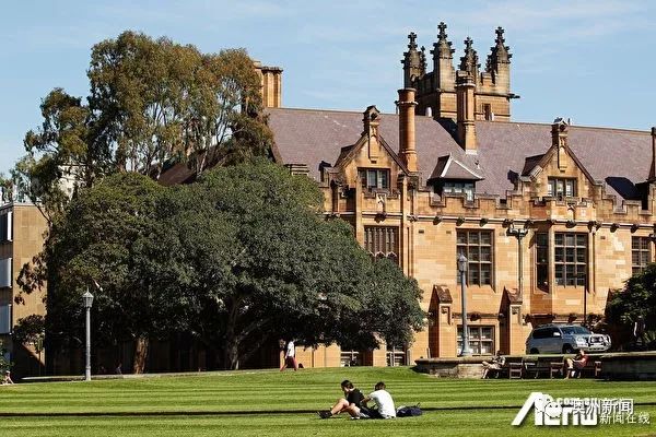 澳洲大学为抢生源降低录取标准 留学生英语欠佳学习吃力 88必发客户端