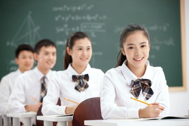 
原创
大学千万所，高考志愿怎么填？你应该把握好这几条标准


