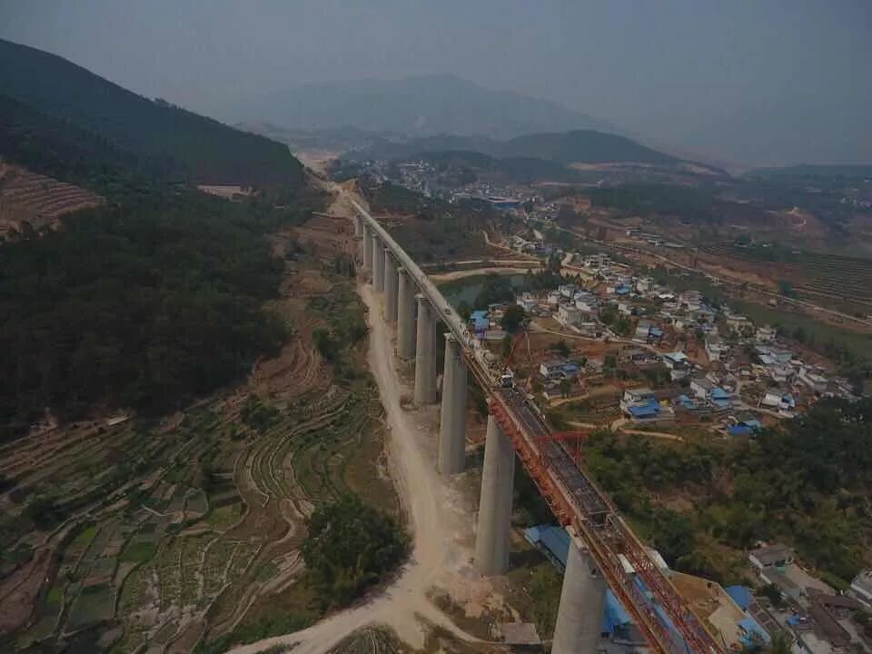 铁路高速公路将助力秘境临沧的腾飞(附高清航拍视频)