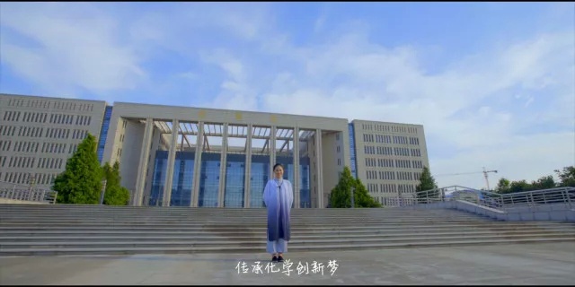 
“老师，我坚持不住啦！”抖音点赞百万余次，这首化学改编歌太6


