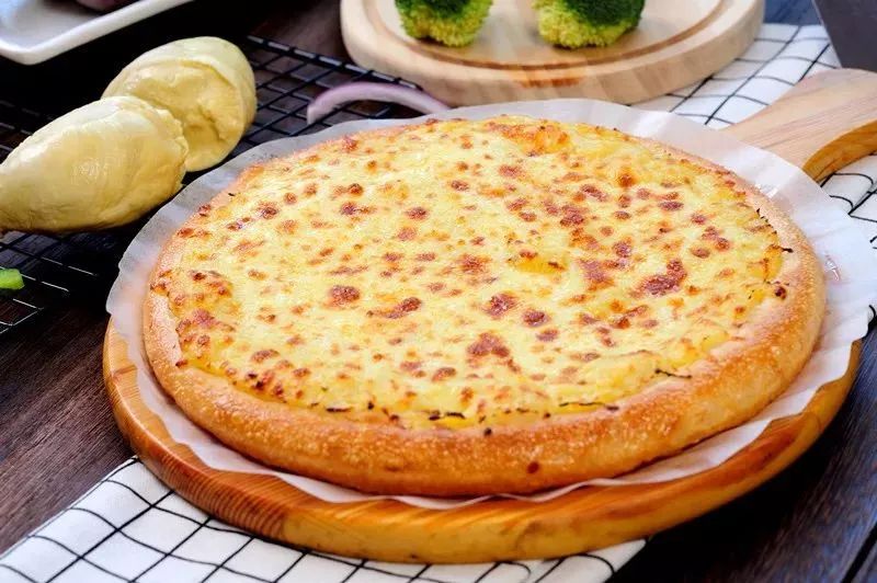 就是气气吃披萨 7cbe06d30e9643c5a3d6ad22837df550.jpeg