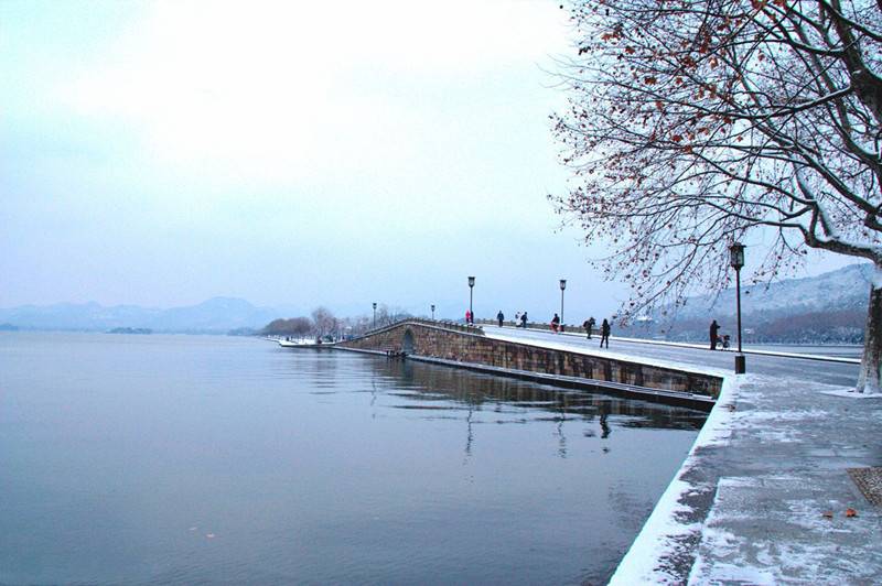 断桥残雪,西湖著名风景区,因那神秘色彩而出名