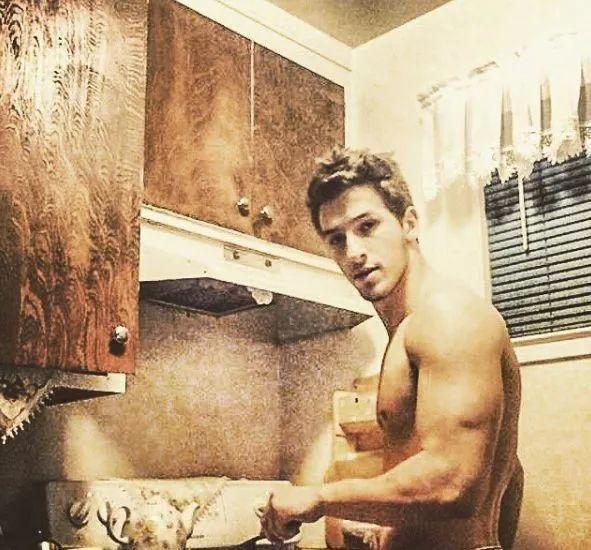 妹子有个会做饭的肌肉男友，是一种什么体验？