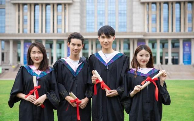 
原创
大学千万所，高考志愿怎么填？你应该把握好这几条标准


