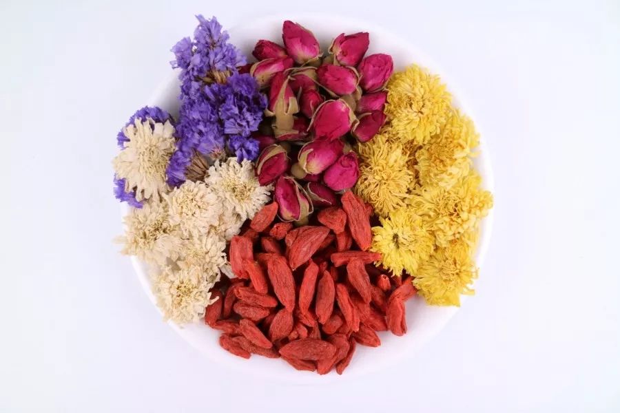 来月经可以做胸部按摩吗?