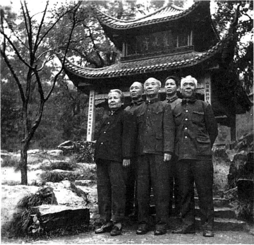 国民党杂牌军抗日表现差异很大，问题出在哪里？