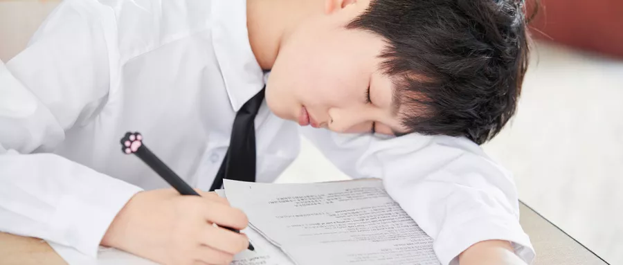 
初一是道坎，初二是个坡，初三是座峰！中小学生家长须关注


