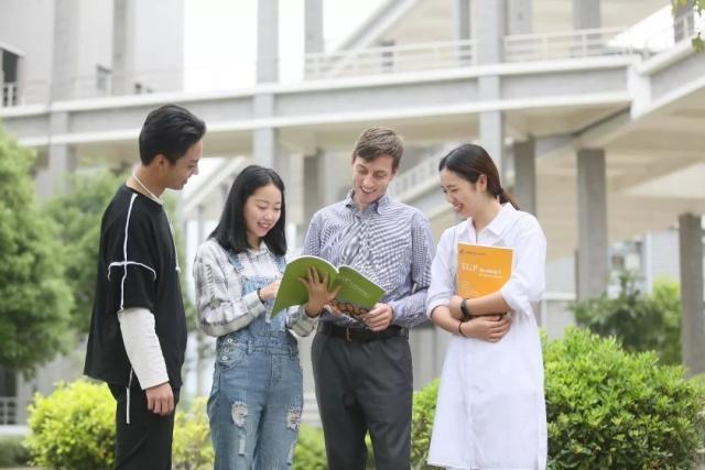 
原创
大学千万所，高考志愿怎么填？你应该把握好这几条标准


