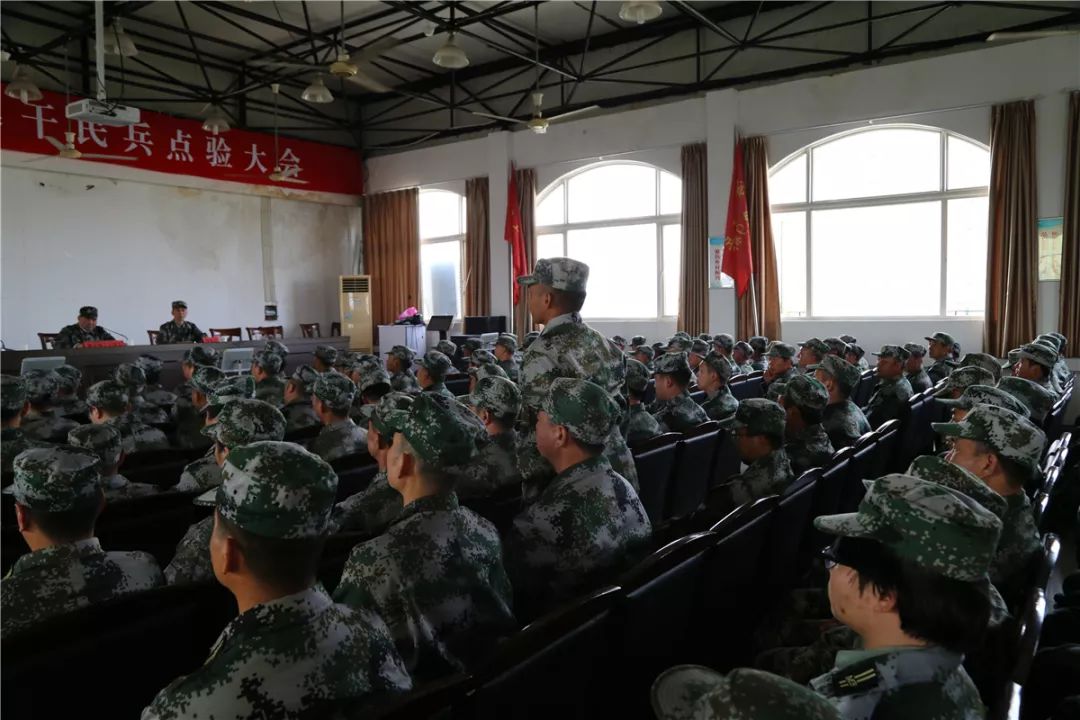 市委常委,人武部部长姚文强,镇党委书记,民兵营教导员董志慧,镇党委副