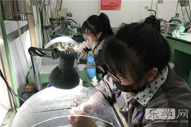 
2019职教周｜青岛经济职业学校不负新时代改革创新育人才


