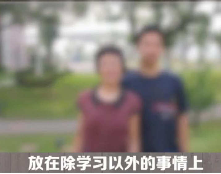 原创
吴谢宇:弑母以后,为啥还要亲自操办母亲的退休宴?
原创
吴谢宇:弑母以后,为啥还要亲自操办母亲的退休宴?