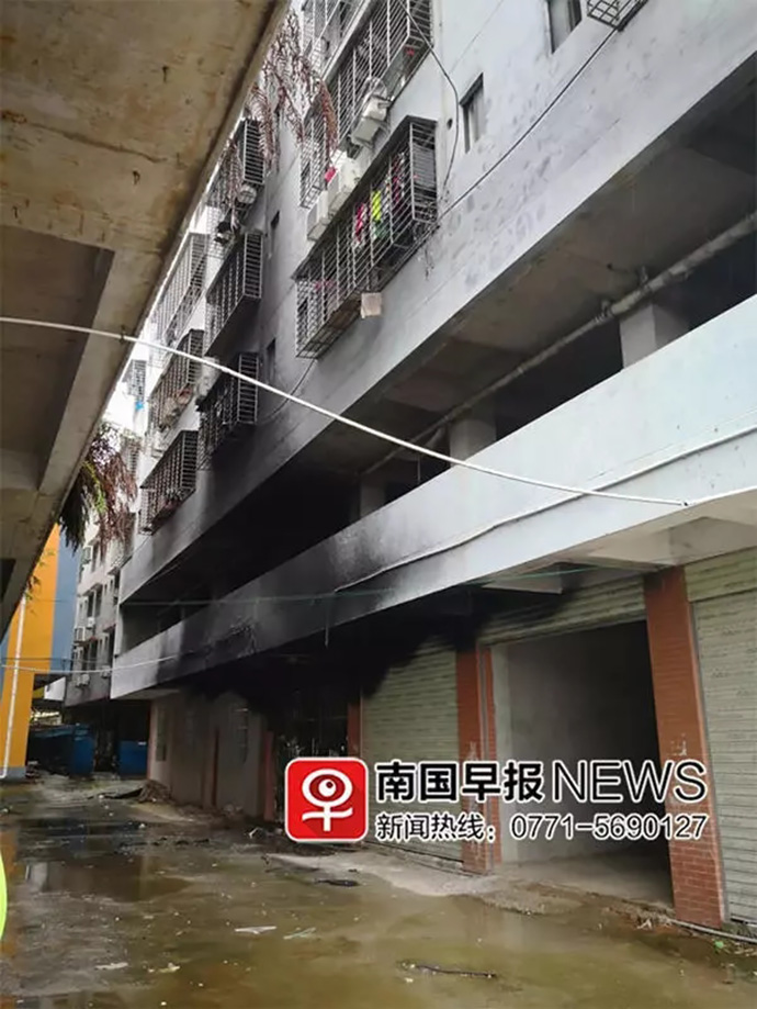 
桂林致5死火灾：29名学生租住校园隔壁，学校是否知情待查


