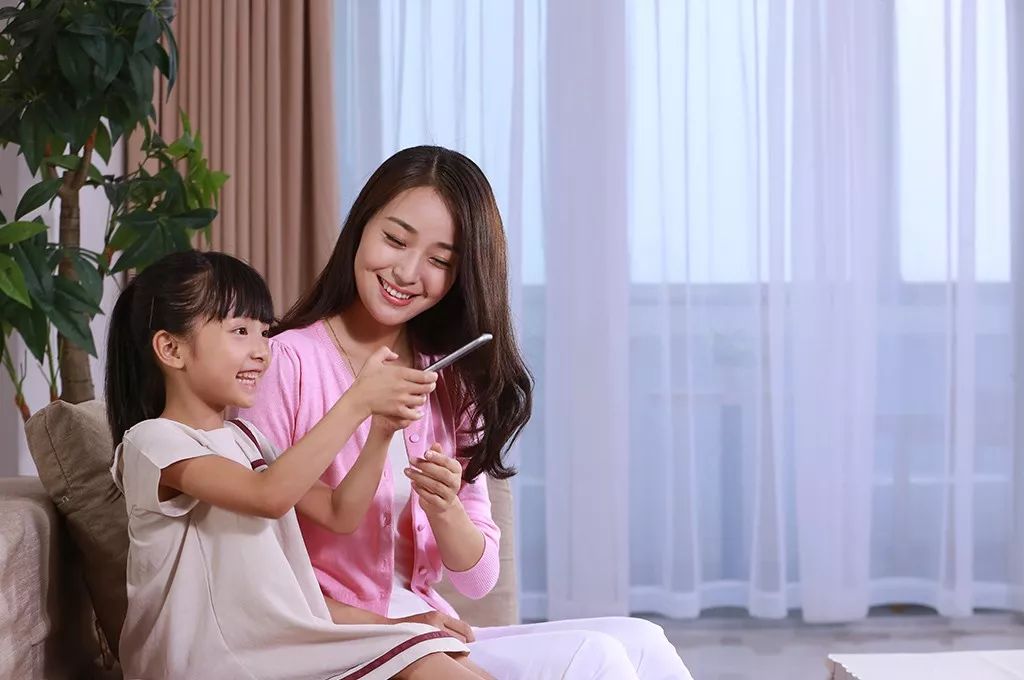 智能窗帘 尽享极致优雅生活 博九娱乐平台