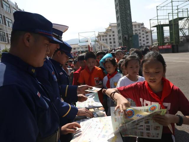 校园消防警钟长鸣丨西昌大洋学校千名师生走进红门体验蓝朋友生活