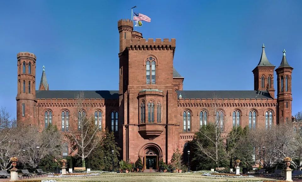 怎么才能去美国上大学 c9cf28ed8ed04b1e80bb61955ead7ec4.jpeg