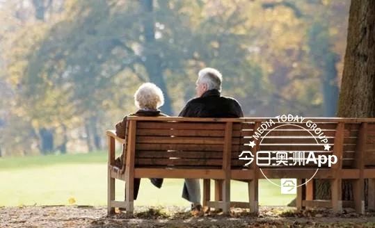 父母团聚,澳洲华裔移民家庭的痛!你还能逃避多