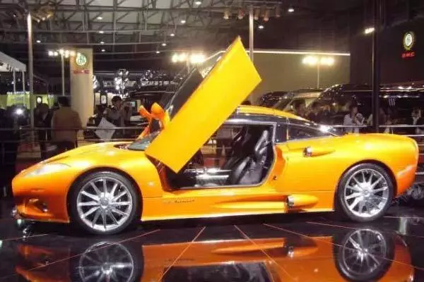 跑车都怎么开门 ded7e7b6f5894239a68eef29b73179a4.jpg