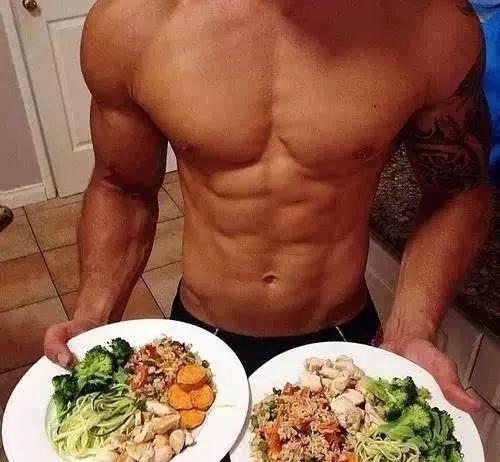 妹子有个会做饭的肌肉男友，是一种什么体验？